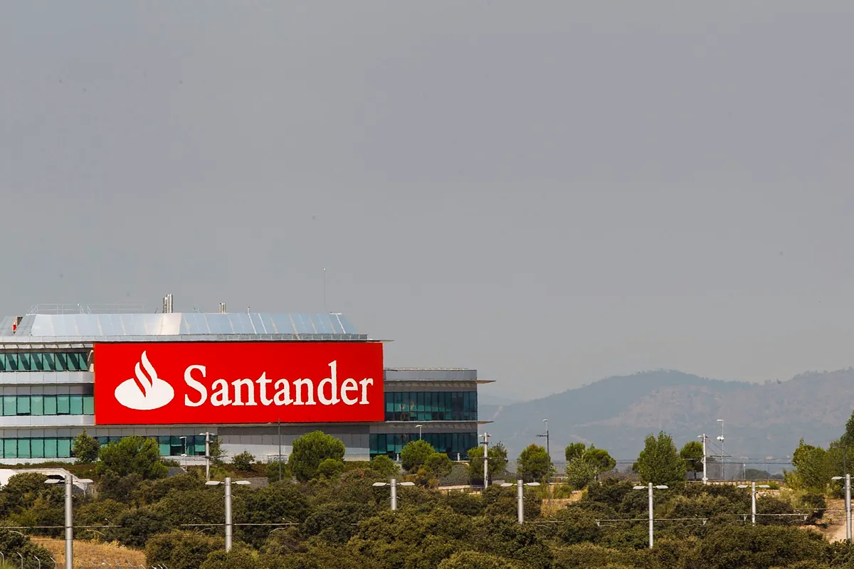 Santander reanuda su recompra de acciones de 5.000 millones