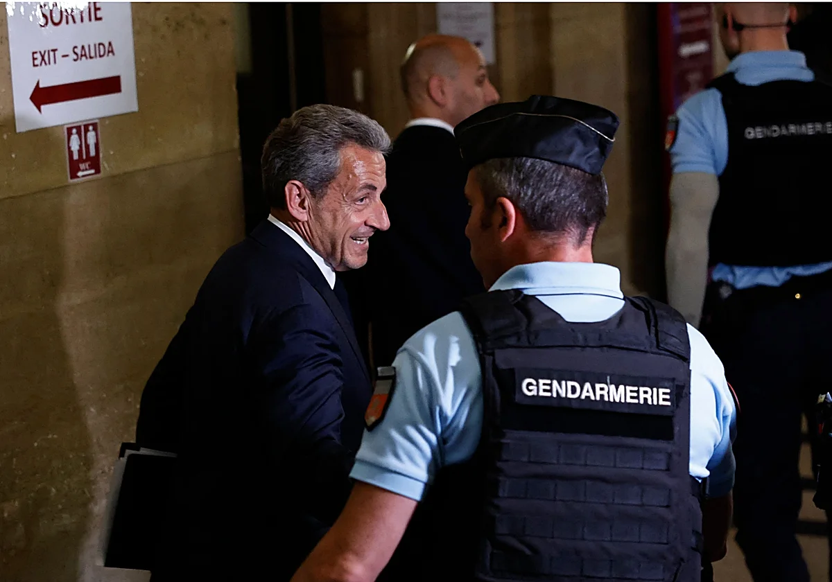 La defensa de Sarkozy tacha de «novela grotesca» la acusación por la financiación libia de su campaña