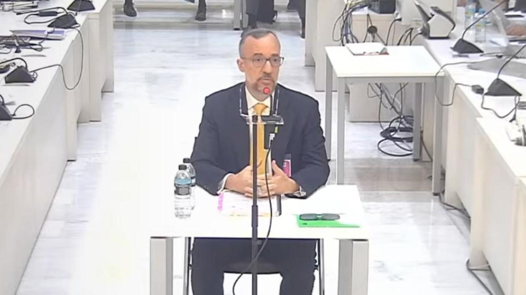 Última hora jurídica, en directo | Francisco Martinez, ex secretario de Estado de Interior, está ya ante la Sala que juzga el 'caso Kitchen'