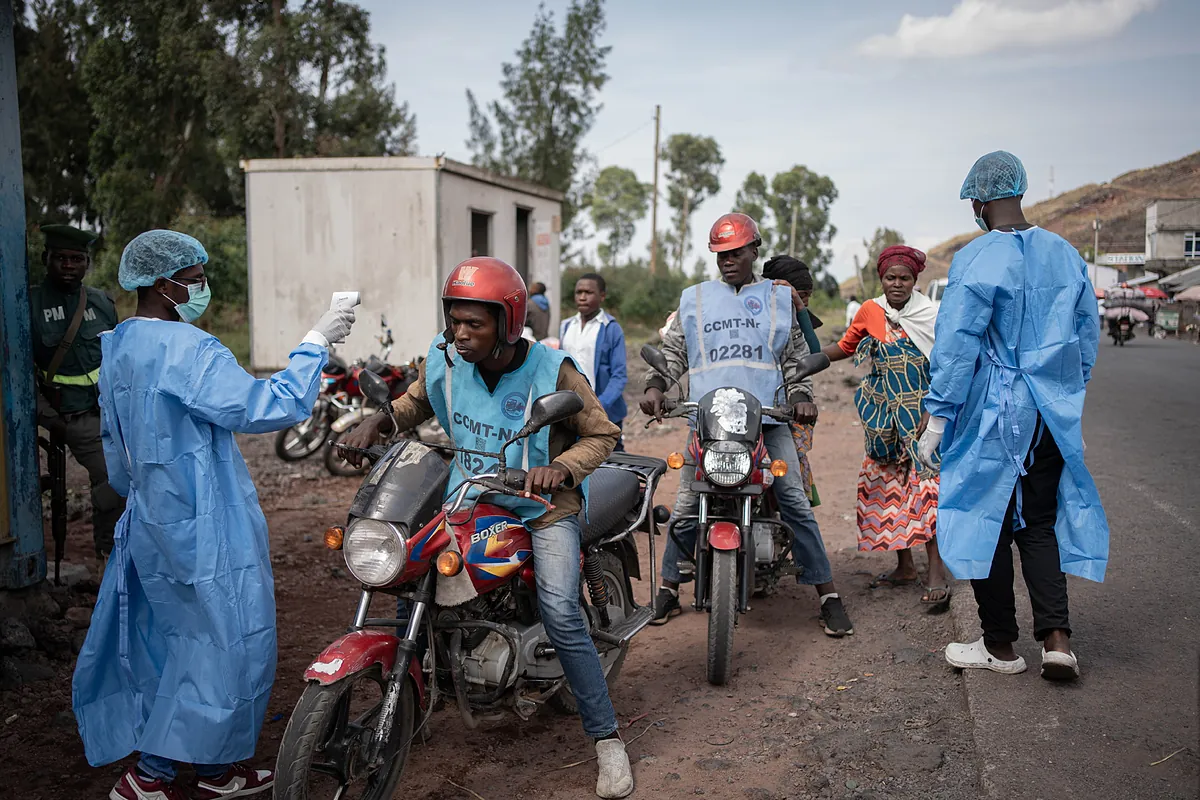 La epidemia de ébola se recrudece y supera la capacidad de respuesta