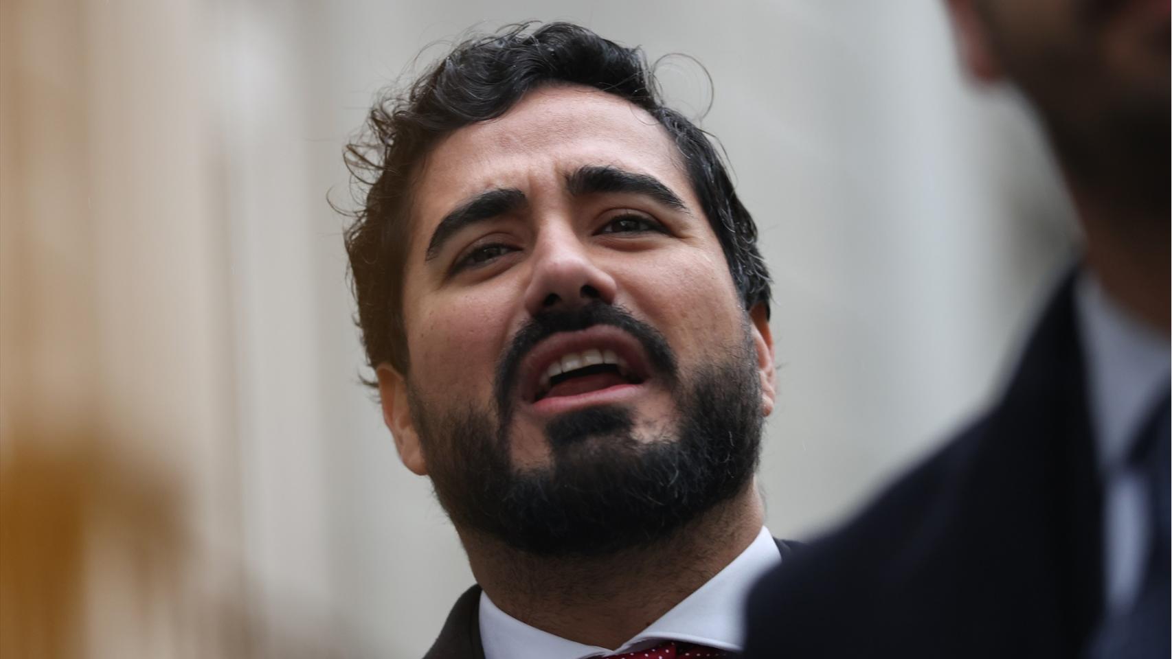El imputado Alvise entra en la campaña del Real Madrid difundiendo un bulo sobre Florentino Pérez y su equipo