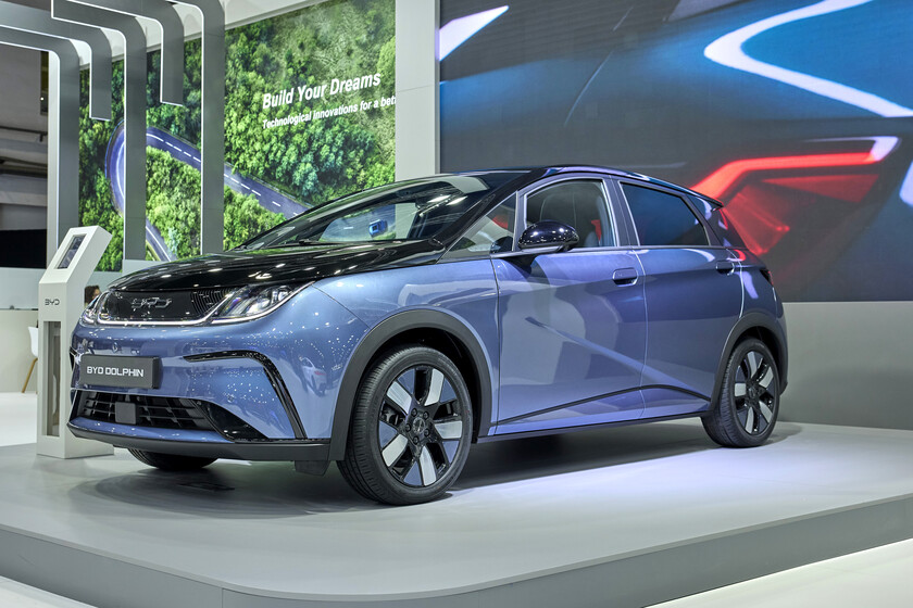 Mientras los coches son cada vez más caros en Europa, en China solo bajan. El Gobierno ha tenido que tomar medidas