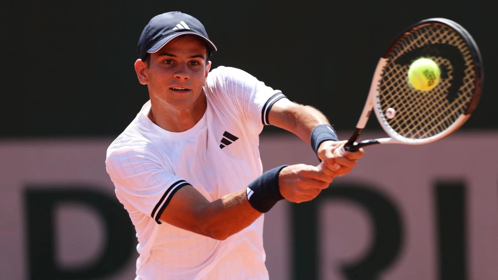 Rafa Jódar obra una heroica remontada ante Alex Michelsen y se clasifica a los octavos de final de Roland Garros