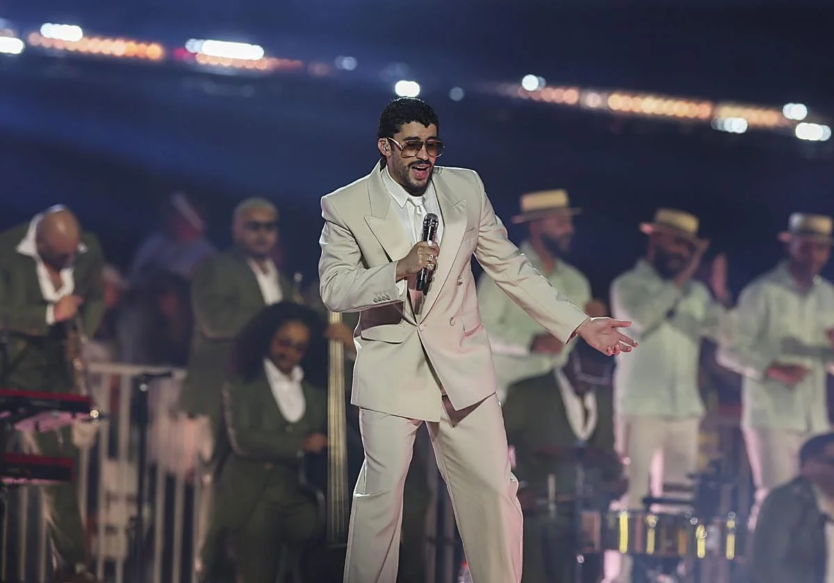 From algebra to Bad Bunny: massive school hacking causes song to interrupt class