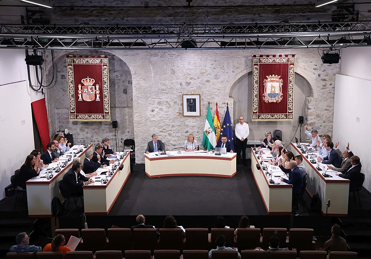 Marbella reclama de nuevo al Gobierno la cesión del edificio de Capitanía Marítima