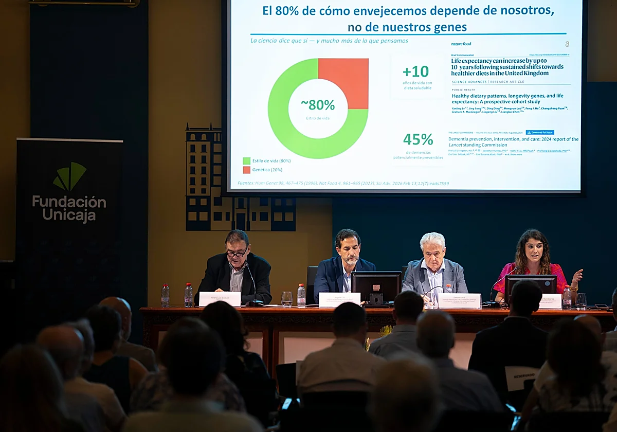 Andrea Romanos Nanclares: «Con 7.000 pasos al día ya tenemos beneficios sobre la salud»