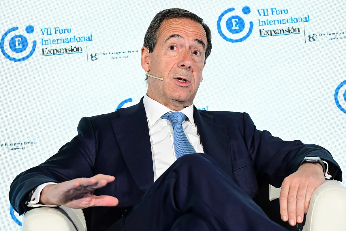 CaixaBank: Uno de cada tres clientes tiene un producto de inversión o un seguro