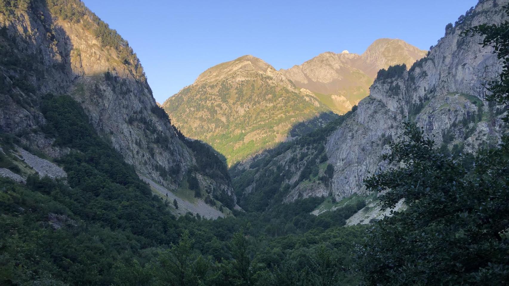 Muere una montañera finlandesa al resbalarse y caer 500 metros en un pico de Sallent de Gállego (Huesca)