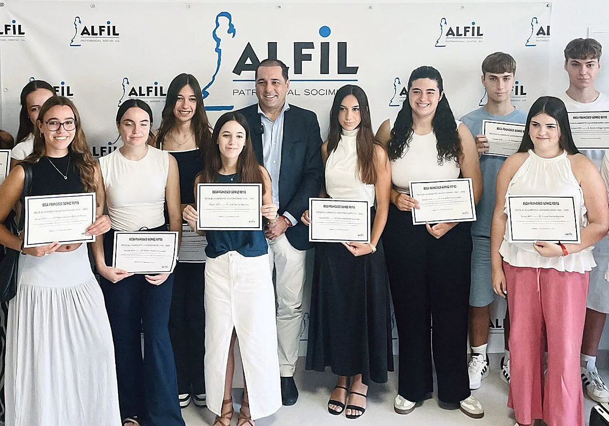 Grupo Alfil lanza una nueva convocatoria de becas para respaldar el talento en Marbella