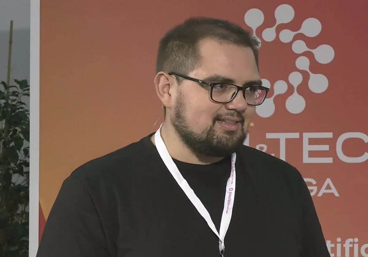 El círculo se cierra para Matías Zavia: le despidieron por culpa de la IA y ahora le ficha Freepik gracias a la IA