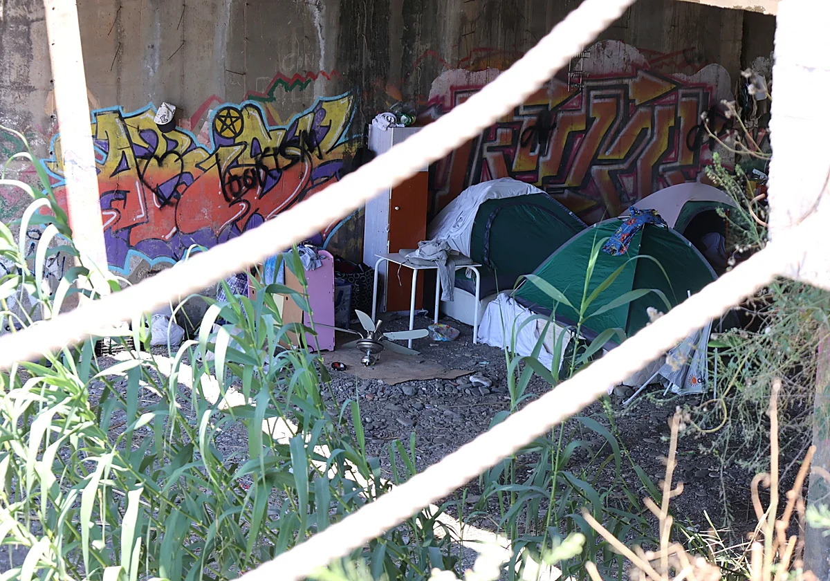 Torrox exige al Gobierno una solución para los migrantes que duermen en la calle