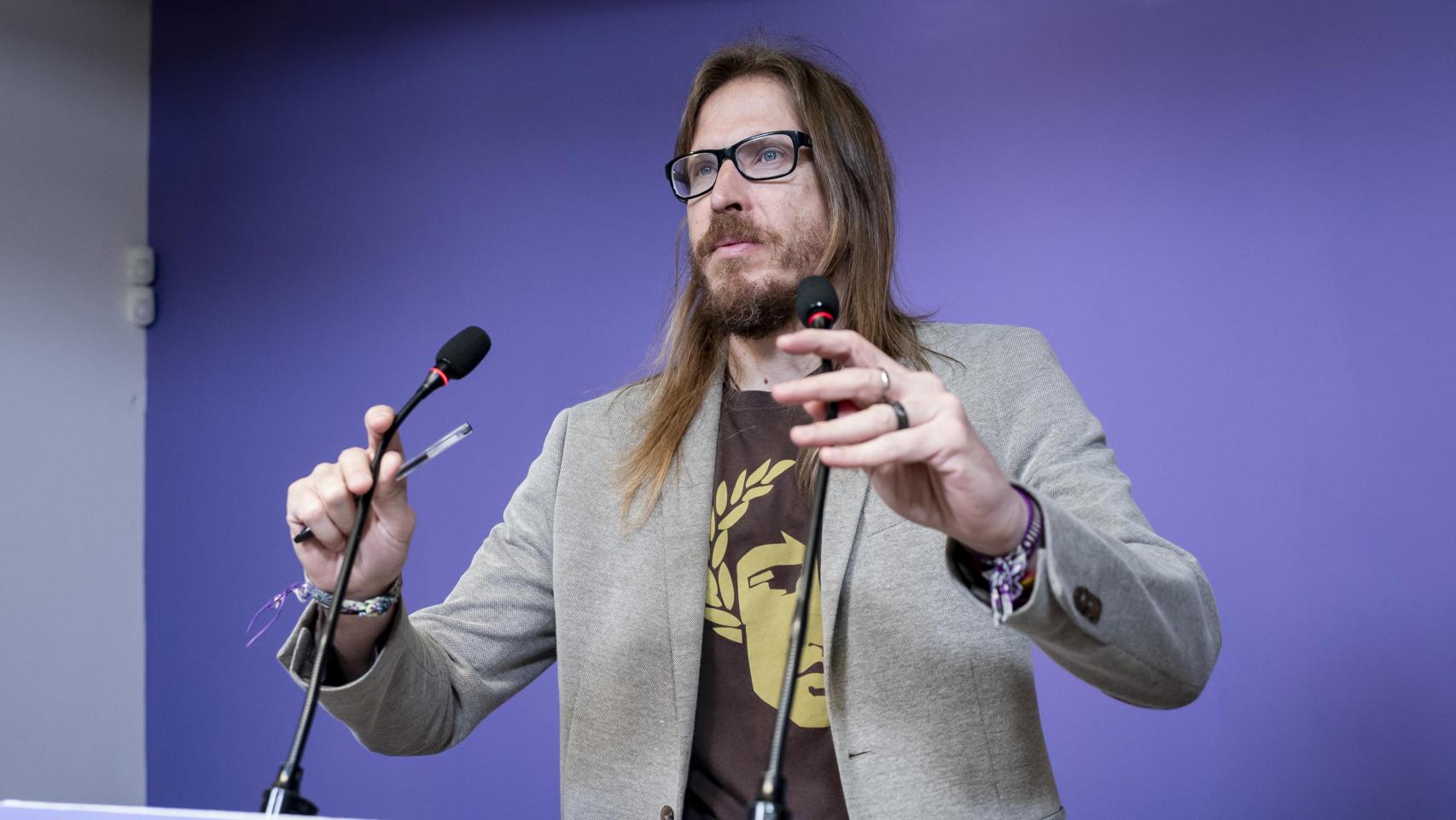 Podemos plantará al Papa en el Congreso afeándole los "bebés robados" del franquismo tras invitar a activistas pro Hamás