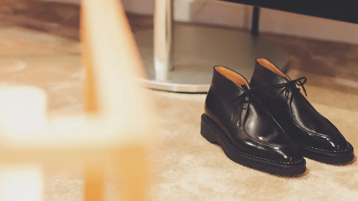 Un zapato, 190 pasos: la perfección inglesa