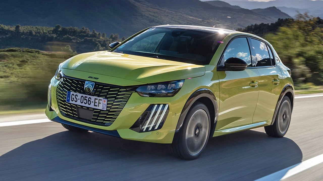 El Peugeot 208 estrena la versión ECO definitiva para frenar al coche chino, este es su precio y equipamiento