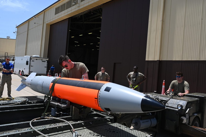 EEUU ha tenido una idea para tranquilizar a Europa. En vez de soldados, va a llevar sus armas nucleares muy cerca de Rusia