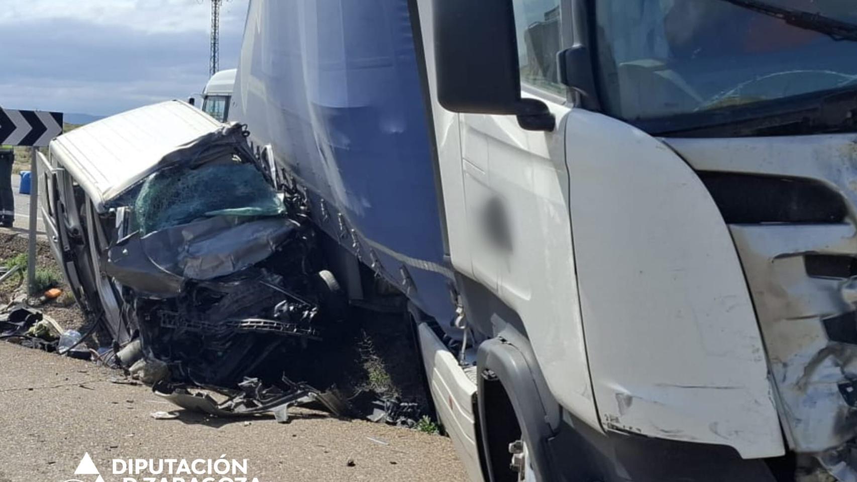 Jornada trágica con seis muertos en carretera en Aragón: mueren dos personas y un bebé en un accidente en Zaragoza