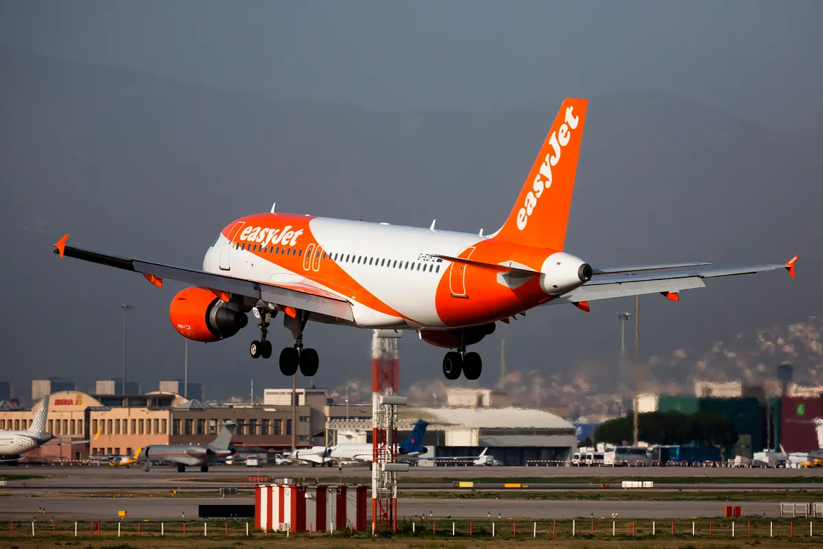 Control europeo y precio: las dudas de la 'opa' de easyJet