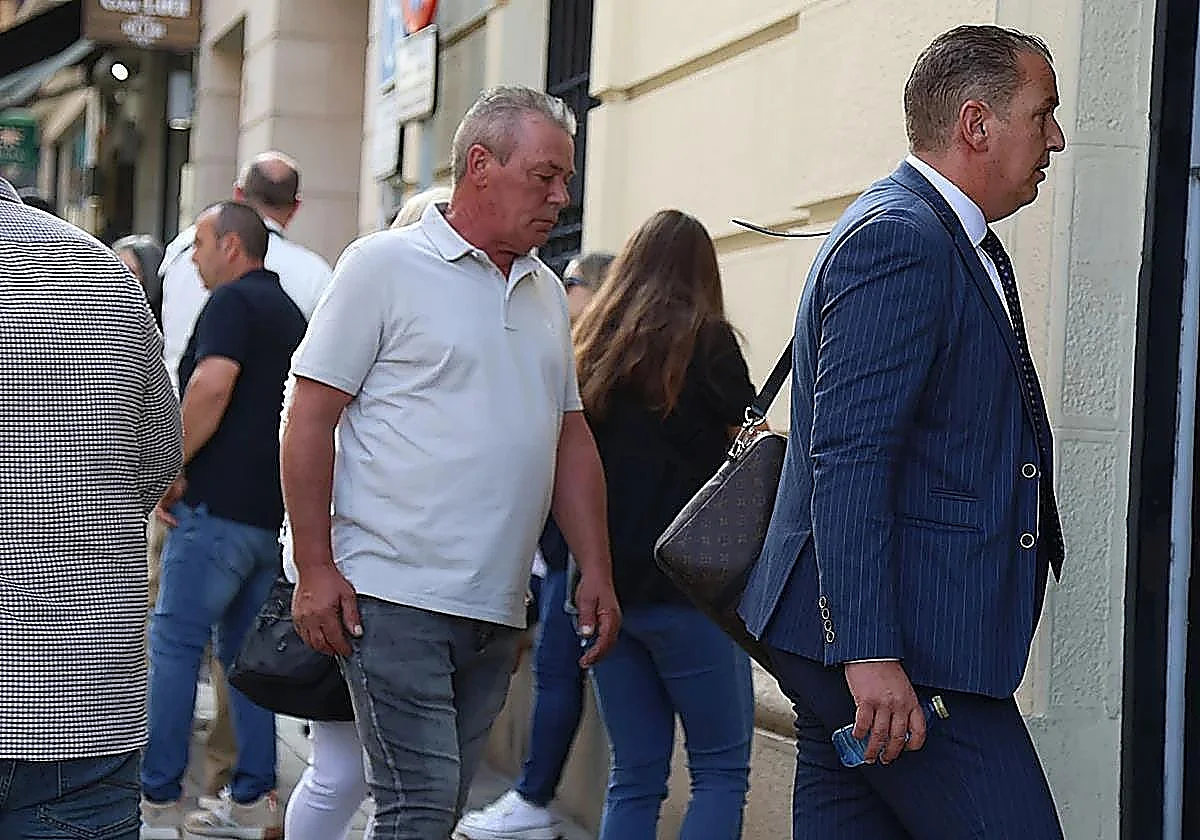 Shepherd sentenced to two and a half years in prison after his dogs killed a young woman in Spain's Zamora