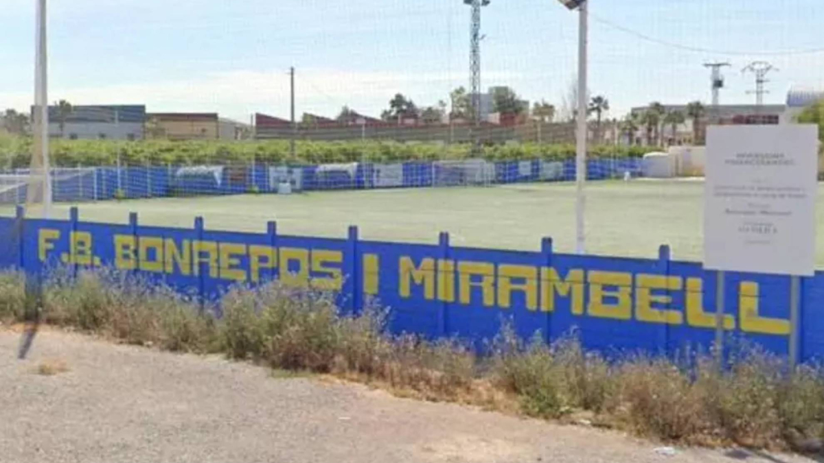 Polémica fiesta con stripper y menores de un equipo juvenil de Valencia: "No se autorizó"