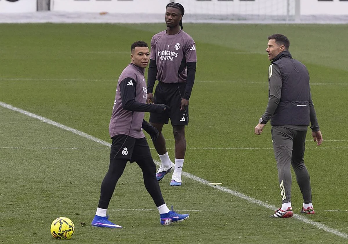 Otro partido con carga atómica para Xabi Alonso en el Bernabéu
