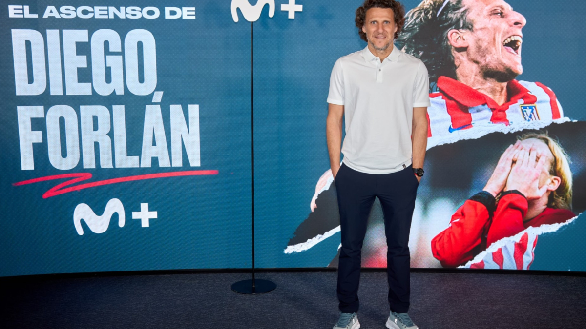 Diego Forlán: "El Kun es el mejor compañero que he tenido"