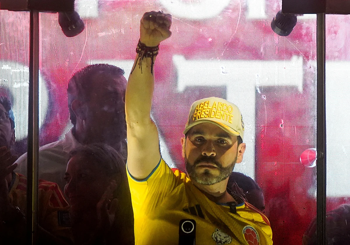 Una jueza obliga al candidato 'ultra' a la presidencia de Colombia a disculparse por sus comentarios sexistas