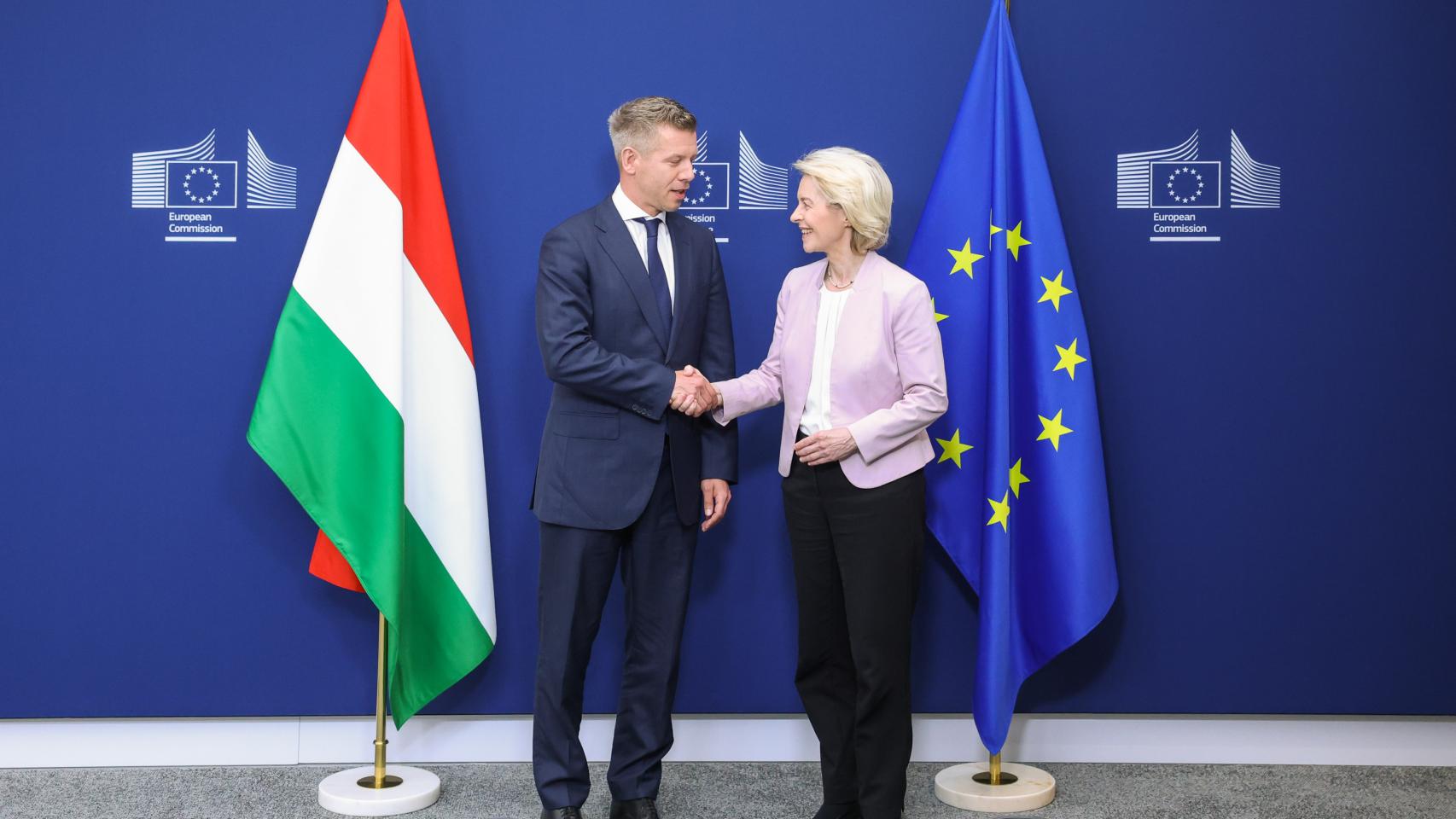 La UE reactiva las negociaciones de adhesión con Ucrania tras el fin del veto de Hungría por la caída de Orbán