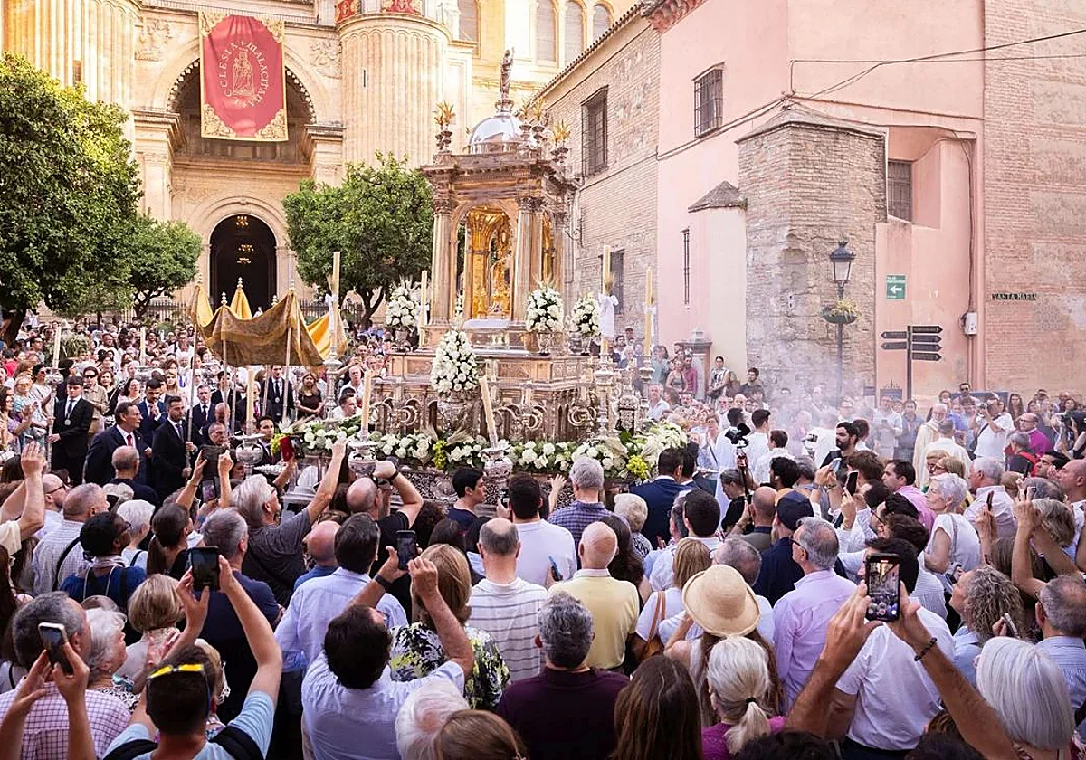 Guía del Corpus en Málaga: todos los datos de los traslados, altares y la procesión del Santísimo