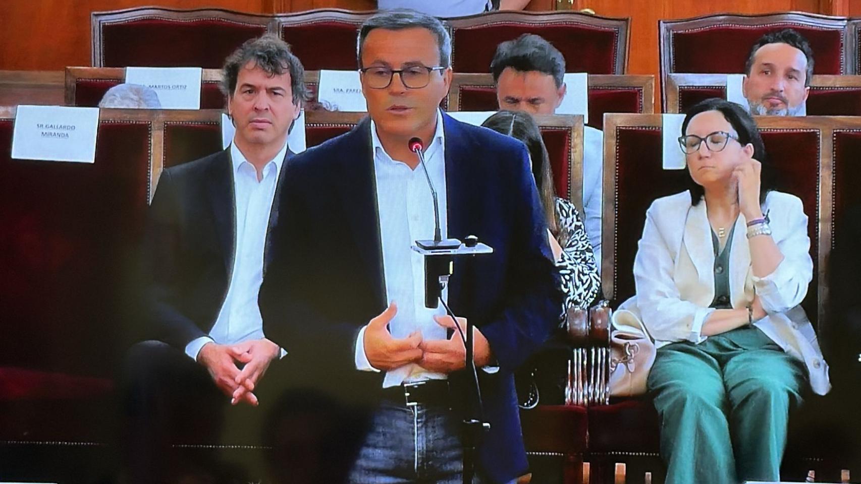 Gallardo califica de "novela de ficción" la tesis de la UCO que le señala: "Ni siquiera sabía que Sánchez tuviera un hermano"
