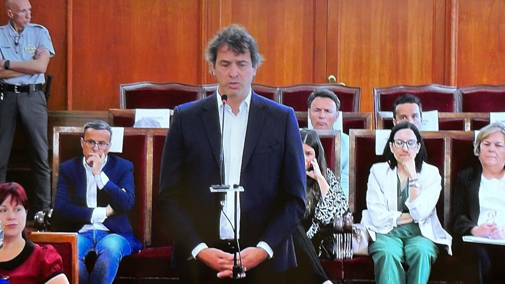 David Sánchez declara sólo 10 minutos: dice que la oficina que dirigió "no era un edificio" y que no enchufó a su amigo Carrero