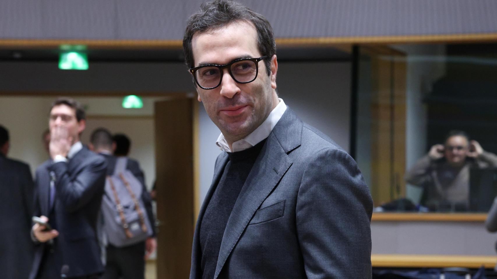 Bruselas amonesta de nuevo a Cuerpo por la legislación que invocó para obstaculizar la compra de Sabadell por BBVA