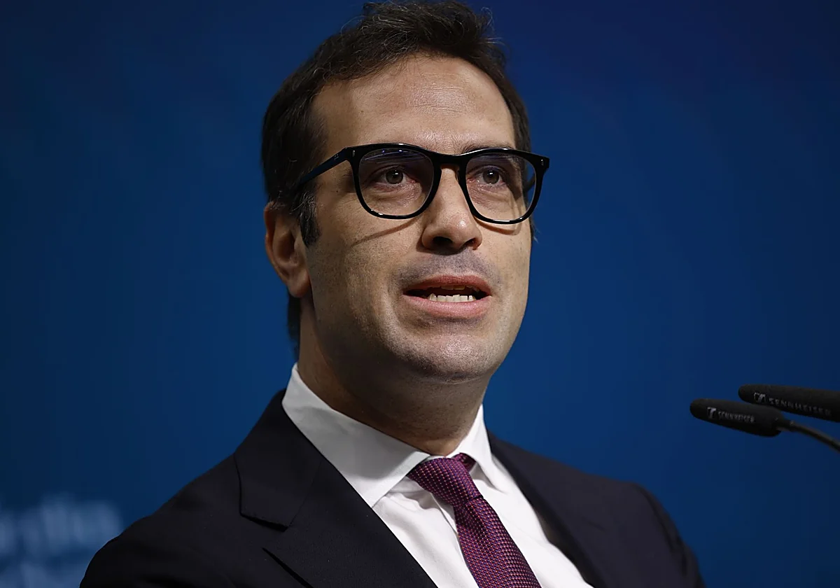 Bruselas amenaza a España con llevarla ante la justicia tras la intervención del Gobierno en la OPA de BBVA a Sabadell