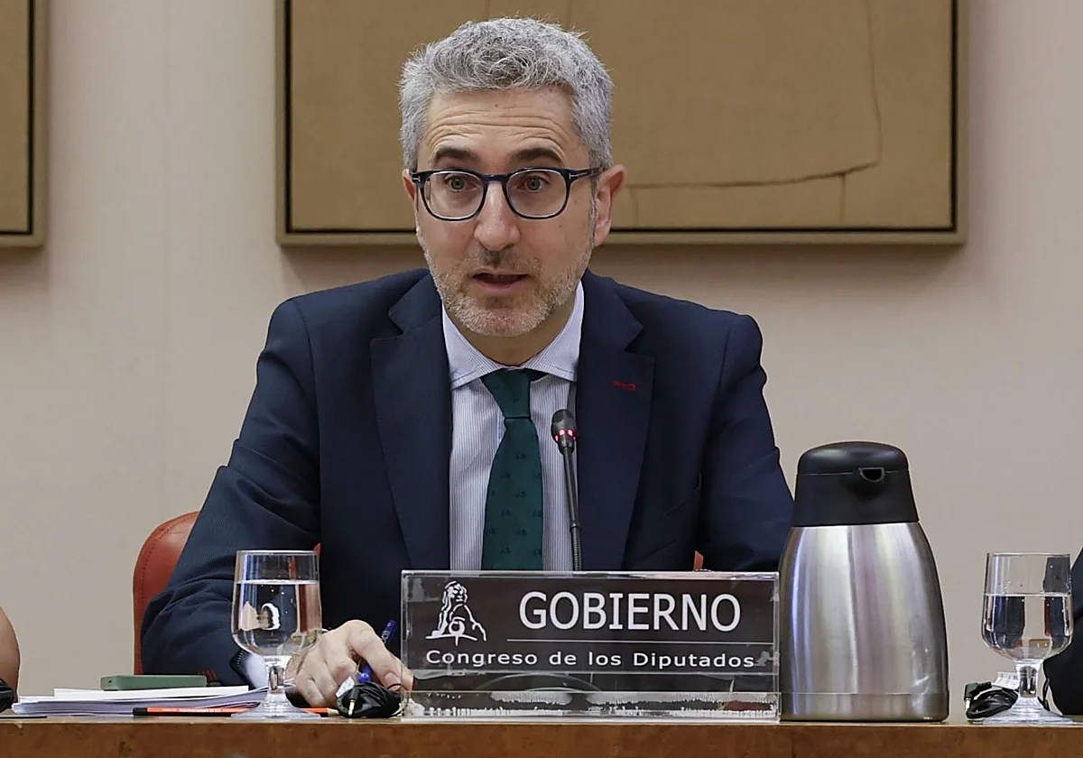 El Gobierno plantea ceder mayores competencias a las CC AA en materia de IVA e IRPF