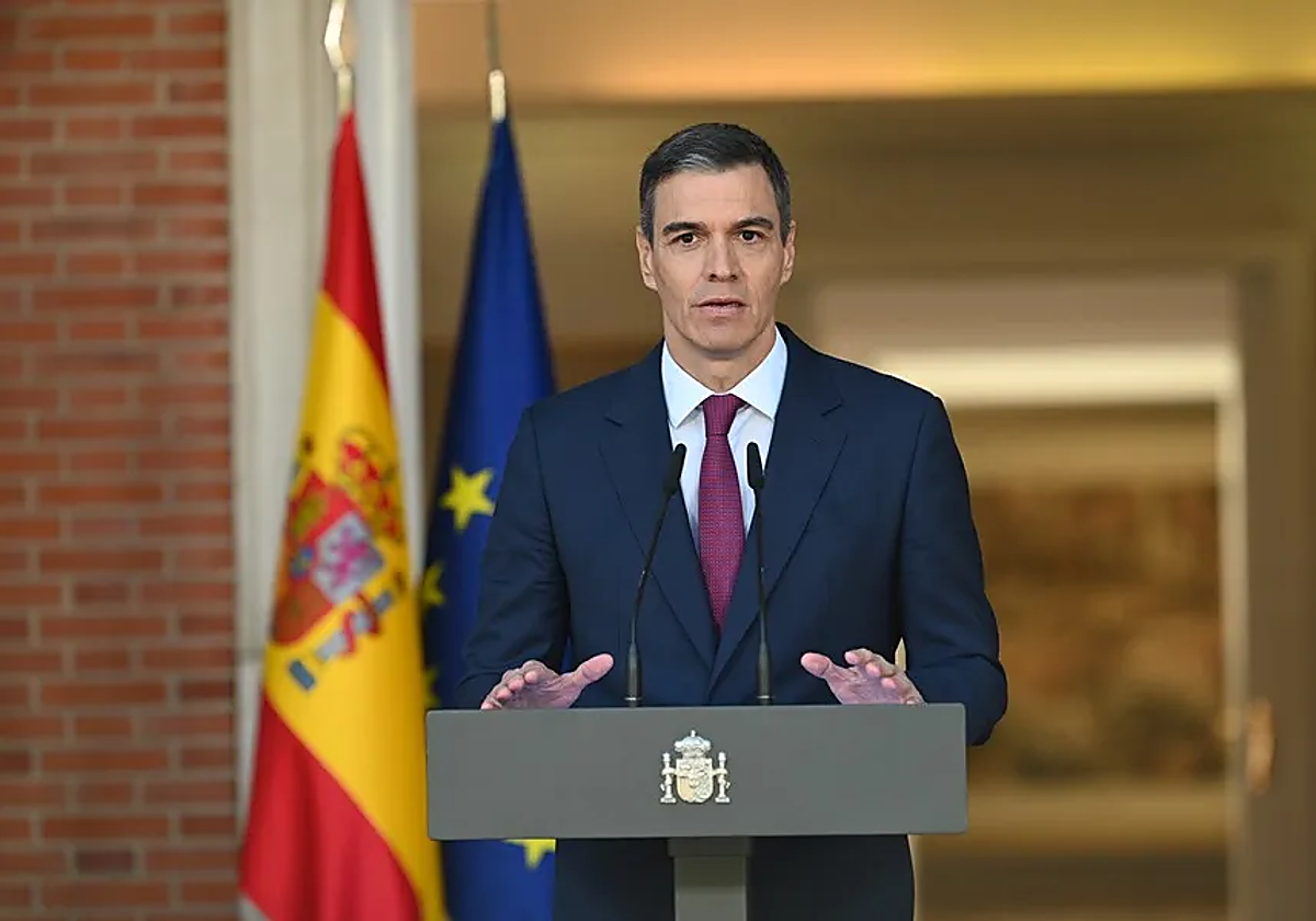 «El jefe nos va a poner en un altar»: Leire presumió de su influencia en la decisión de Sánchez de quedarse