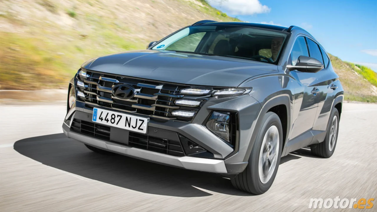 A nivel de precio de MG pero con una fiabilidad tipo Toyota, el Hyundai TUCSON baja 8.000 € y rompe el mercado de híbridos
