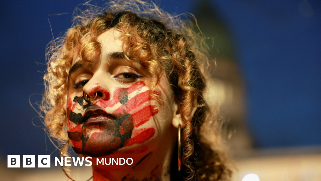 Las denuncias por la falta de protección a las mujeres en Argentina tras el brutal asesinato de Agostina Vega