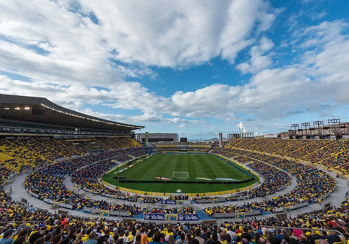 Horario y dónde ver en televisión el primer partido del Málaga en los 'play-off' de ascenso a Primera