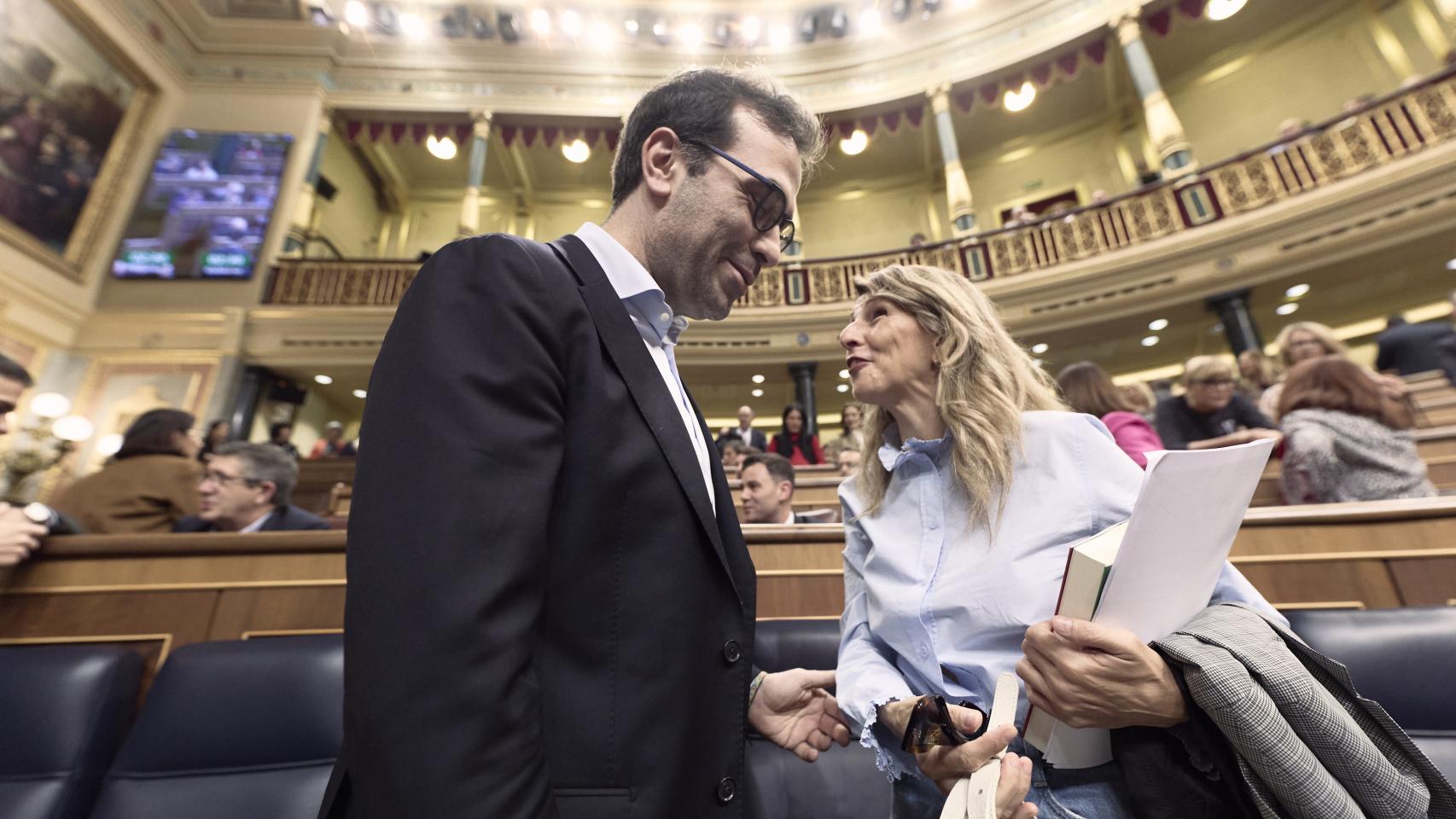 División en el Gobierno por el IRPF: Sumar exige 'deflactarlo' en rentas menores de 30.000 euros y el PSOE ni se lo plantea
