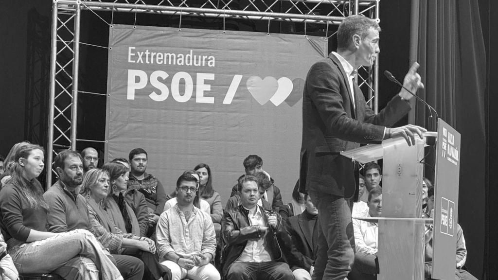 La música chirriante que Sánchez toca en Extremadura