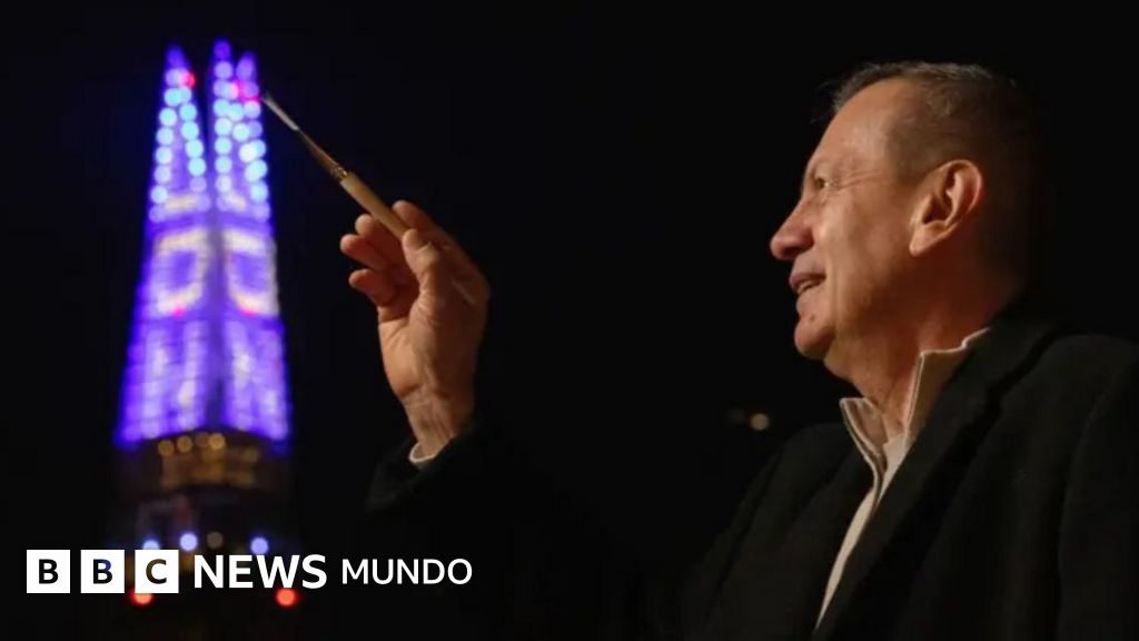 Gustavo Zuluaga, el artista colombiano que inspiró la iluminación navideña del rascacielos más alto de Londres