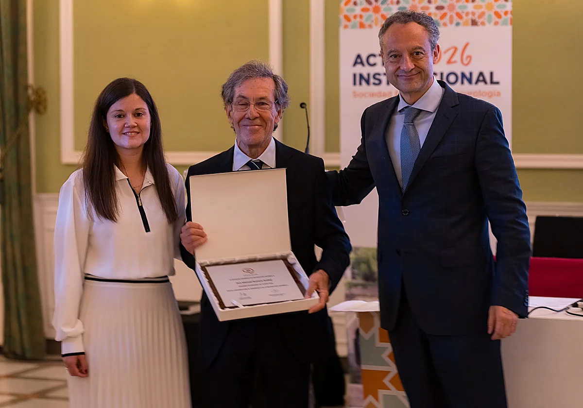 El doctor Manuel Romero, nuevo Miembro de Honor de la Sociedad Española de Neurología