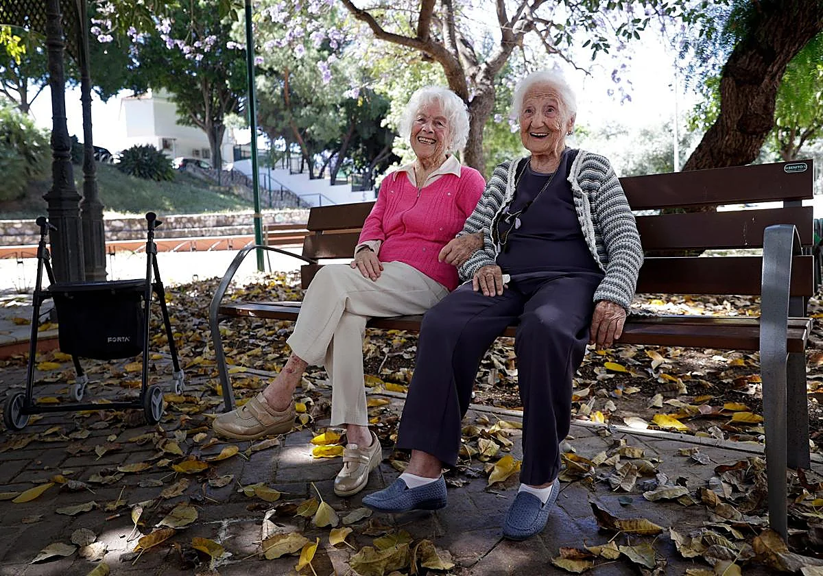 Isidora y Pepa, las consuegras centenarias del Puerto de la Torre