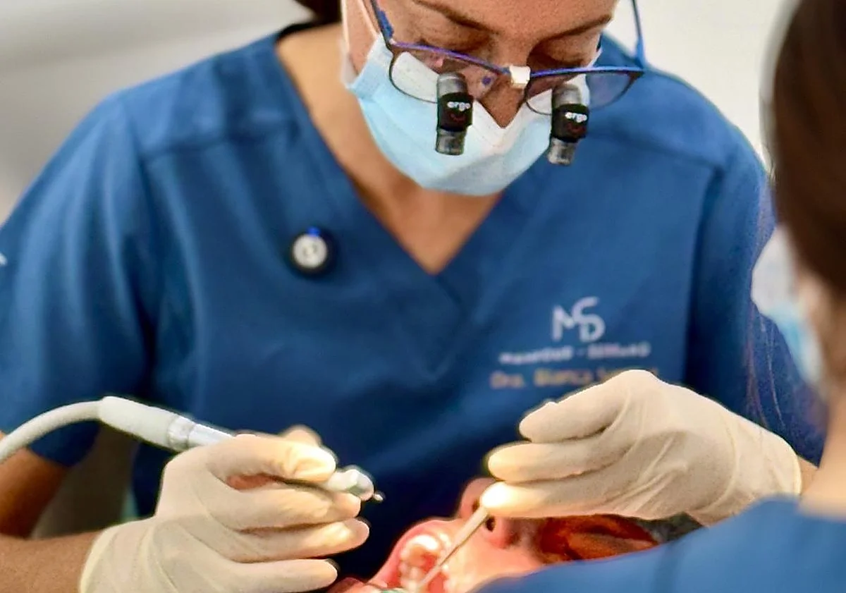 Sonrisas y bienestar: tres especialistas que apuestan por una medicina más personalizada, preventiva y estética