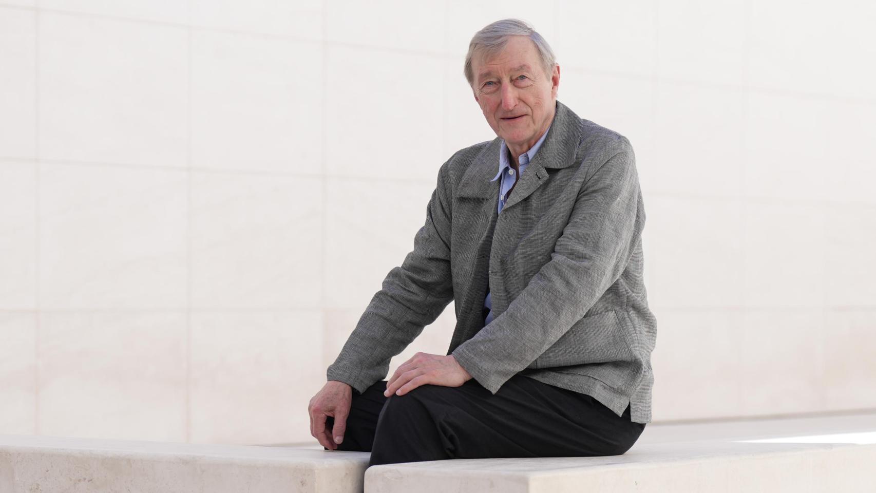 El escritor británico Julian Barnes gana el Premio Princesa de Asturias de las Letras 2026