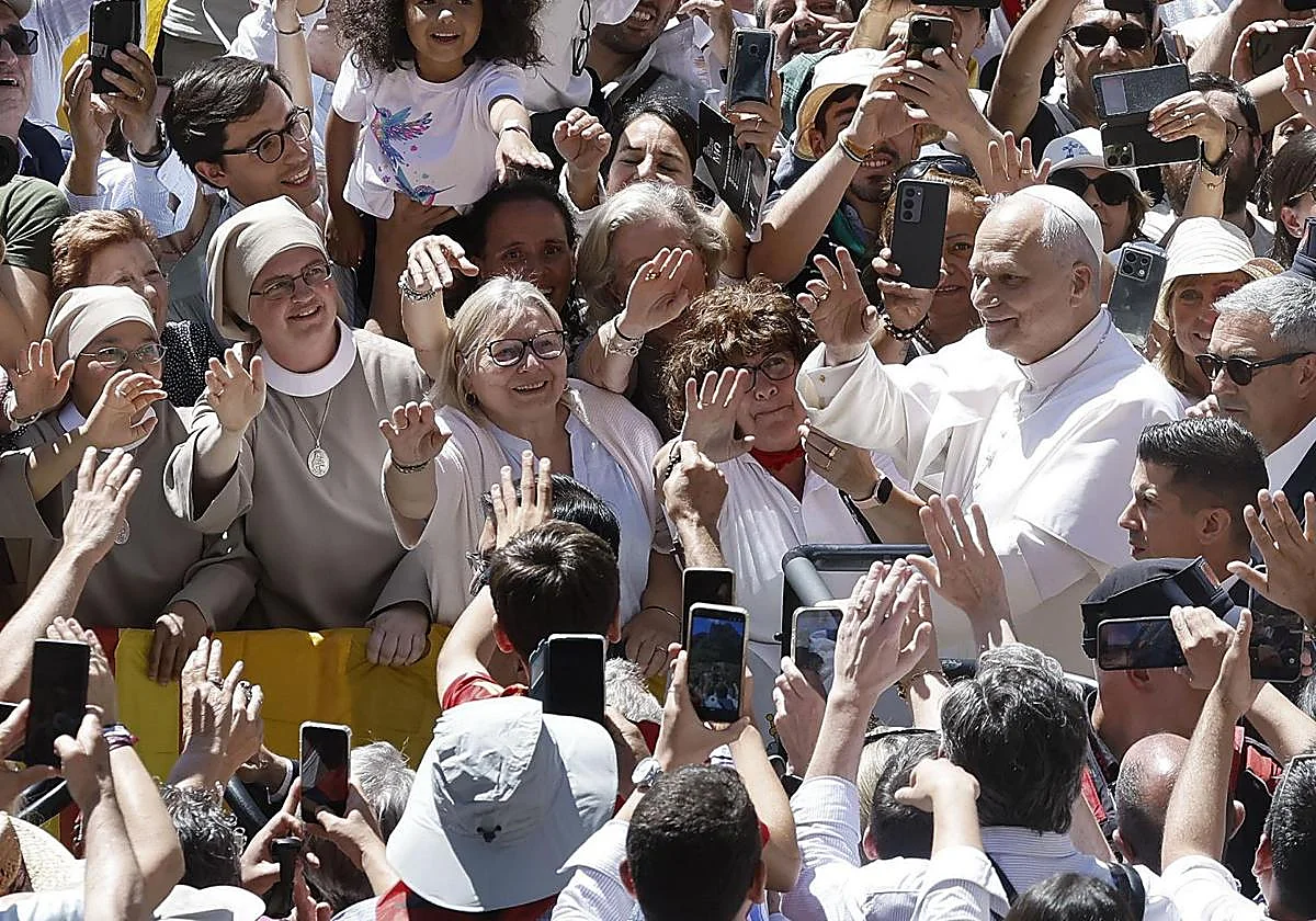 León XIV agradece en Montserrat la acogida de una «España llena de fe y de amor»
