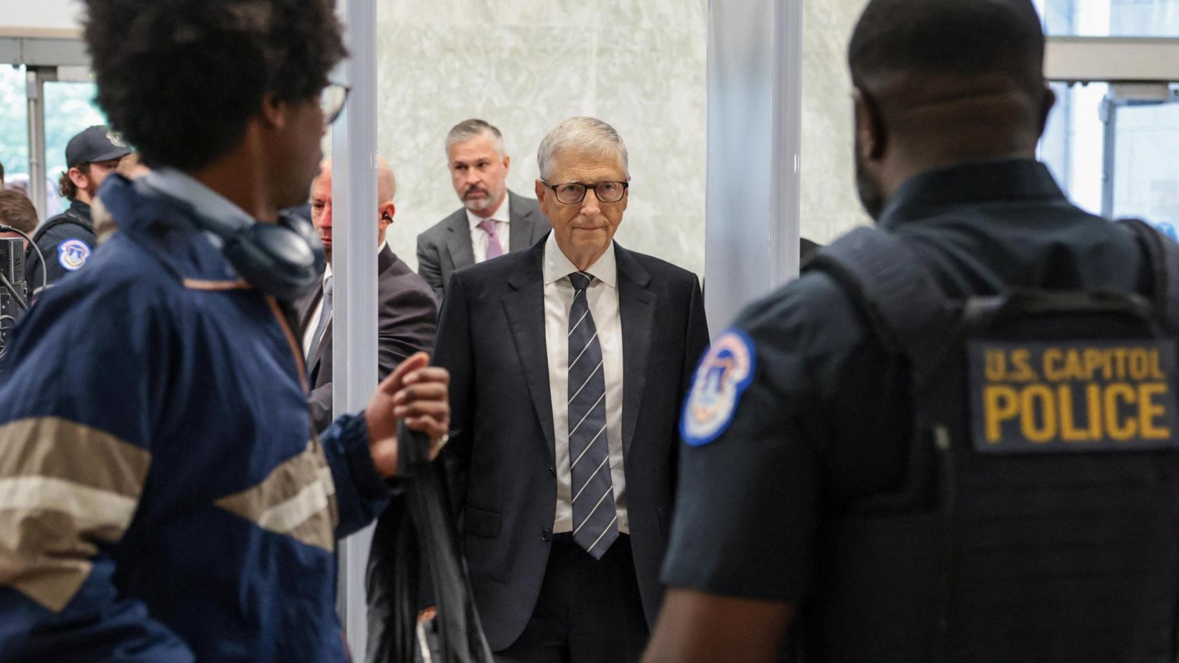 Bill Gates revela al Congreso de EEUU que Epstein le chantajeó: "Supo que yo había sido infiel y quiso usarlo para presionarme"