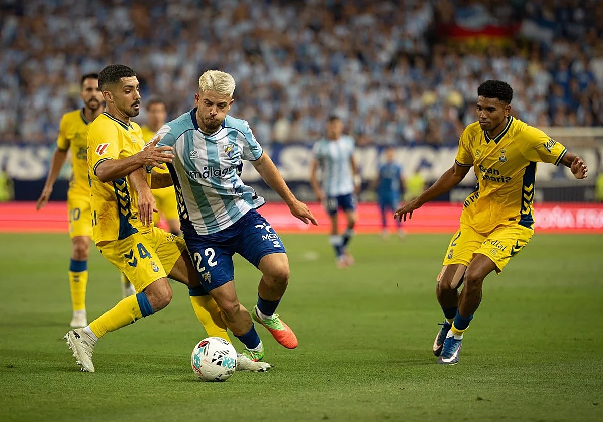 Sesenta y seis minutos de incertidumbre antes de la traca final en La Rosaleda