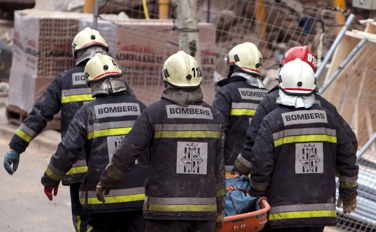Mueren dos personas en un incendio en un bloque de viviendas de Mallorca