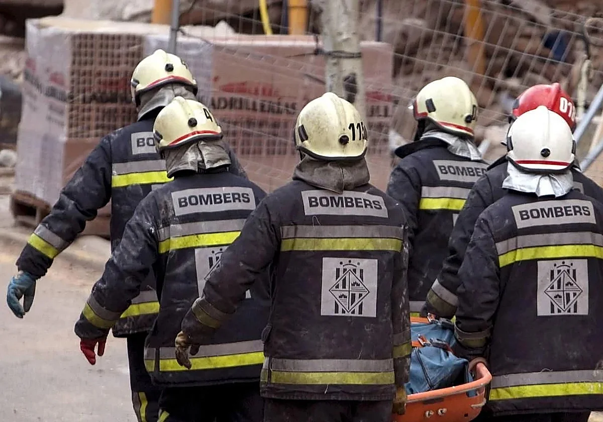 Mallorca residential building fire kills two people