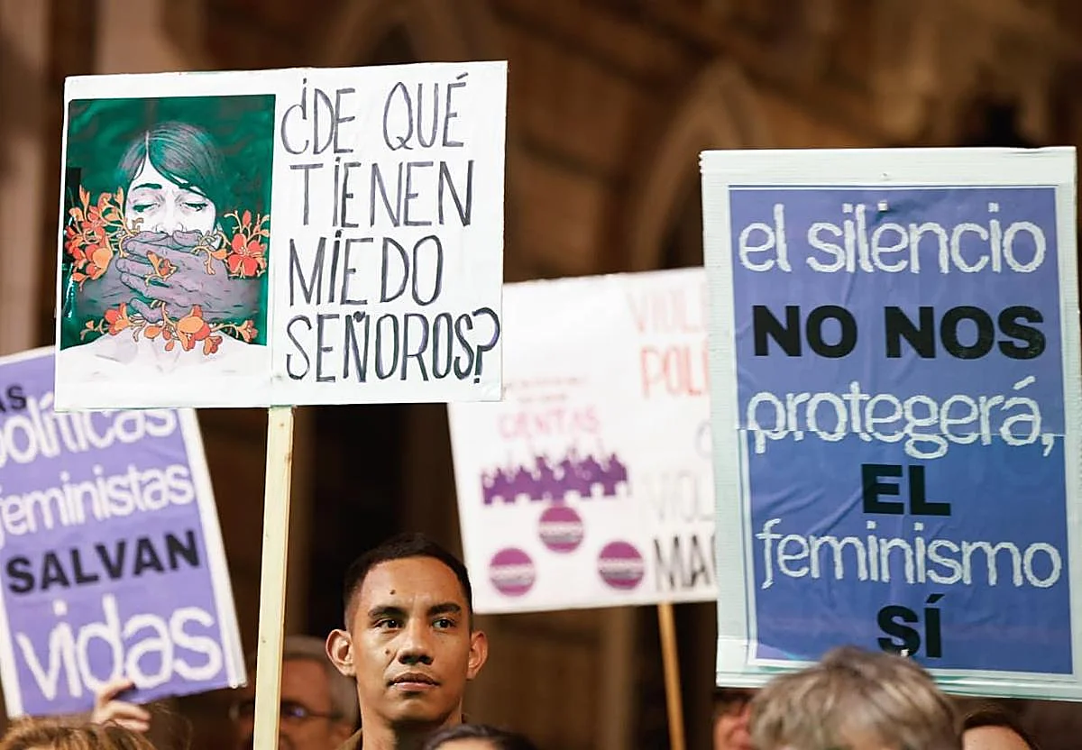 ¿Antes feministas que socialistas?